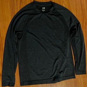 Uniqlo Moisture wicking long sleeve